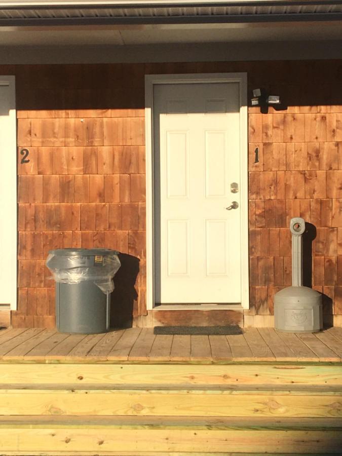 Home Away From Home, Recently Renovated North Troy Bagian luar foto