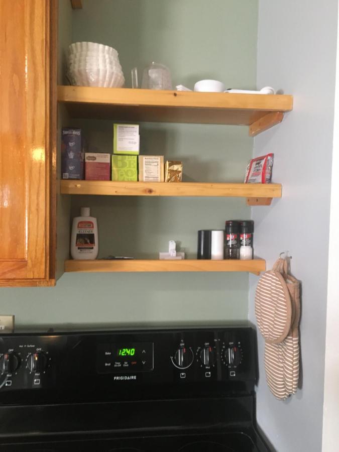 Home Away From Home, Recently Renovated North Troy Bagian luar foto
